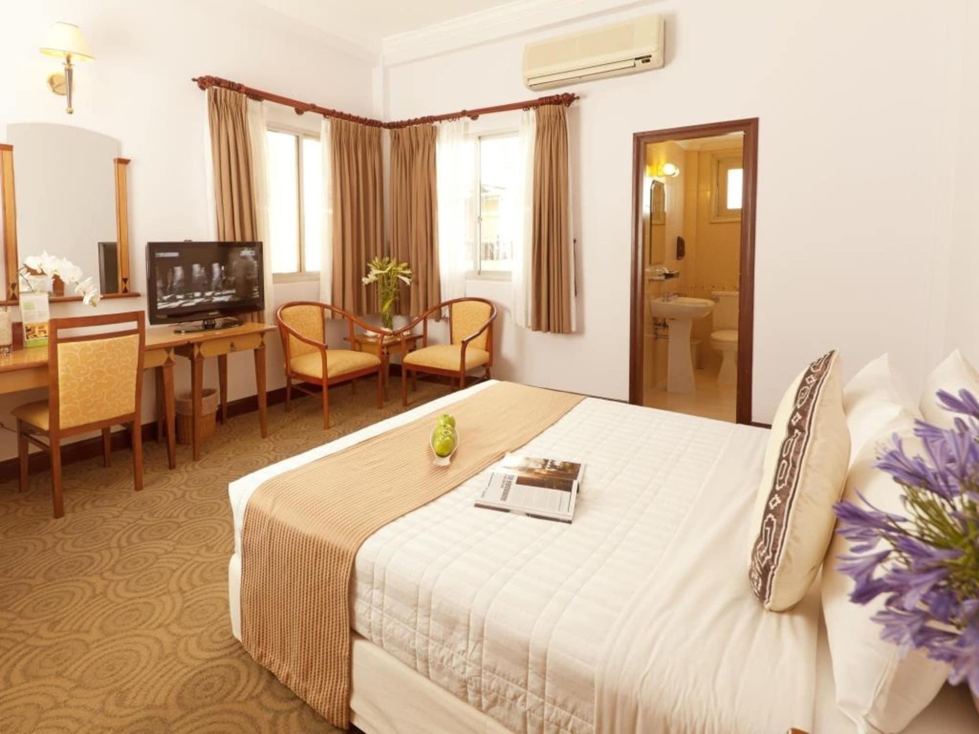 Liberty Hotel Saigon Parkview Ho Chi Minh-staden Exteriör bild