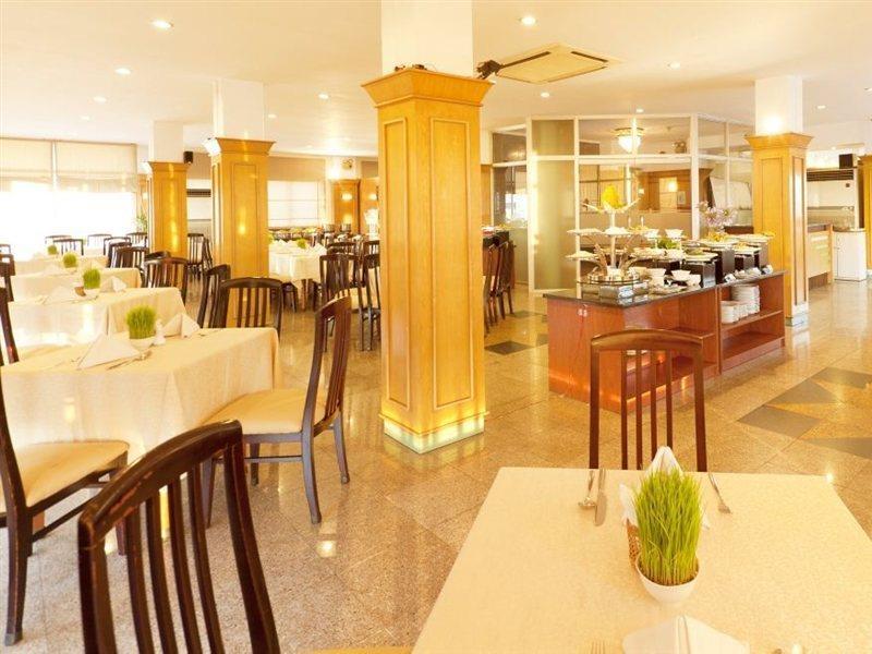 Liberty Hotel Saigon Parkview Ho Chi Minh-staden Exteriör bild