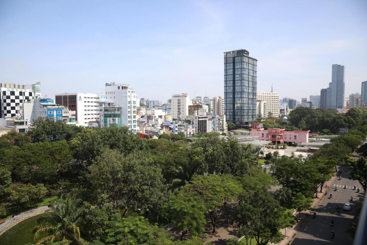Liberty Hotel Saigon Parkview Ho Chi Minh-staden Exteriör bild